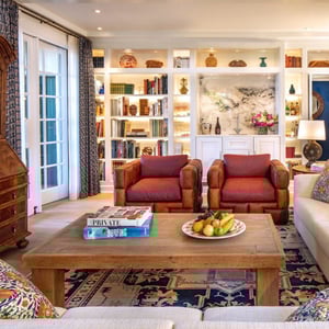 image of luxurious and comfortable living room at four seasons biltmore