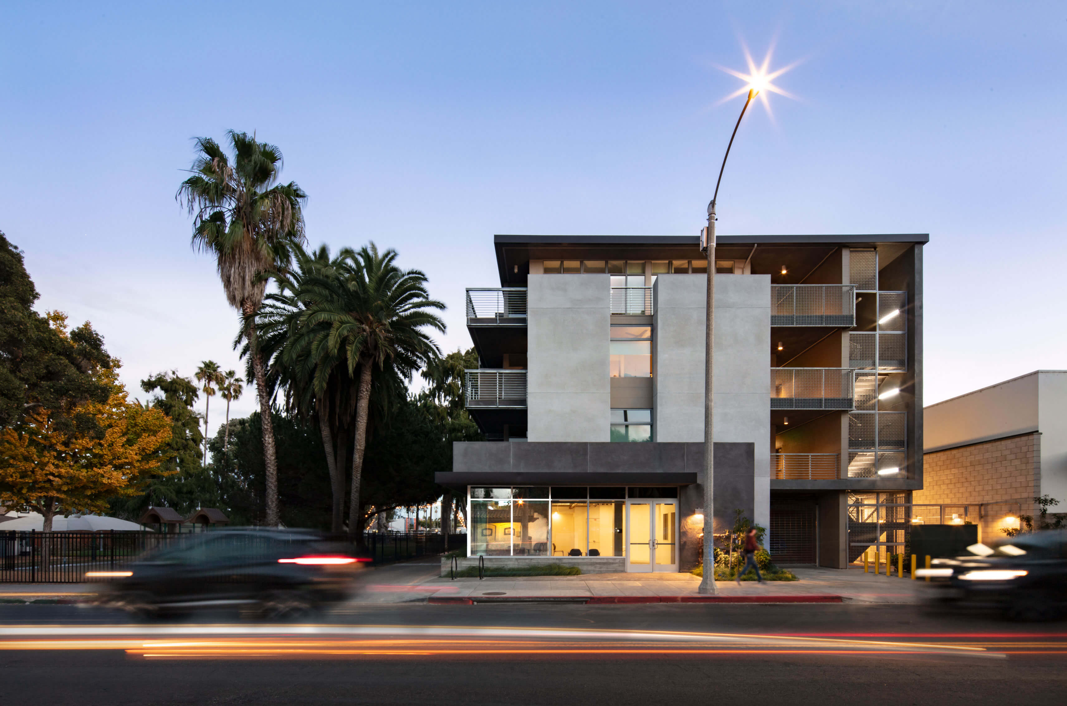 Case Study: Integrating Traditional Style with Contemporary Design in ...