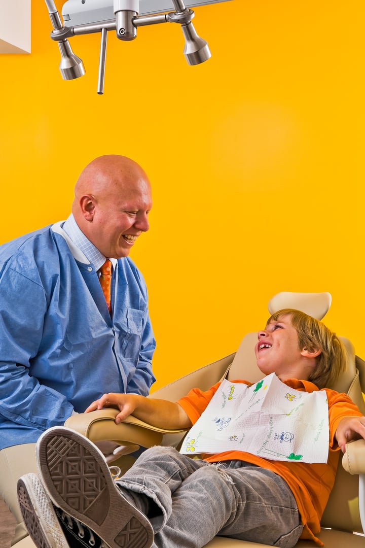 Sugarbug Dental-@2x-11b Doctor and patient